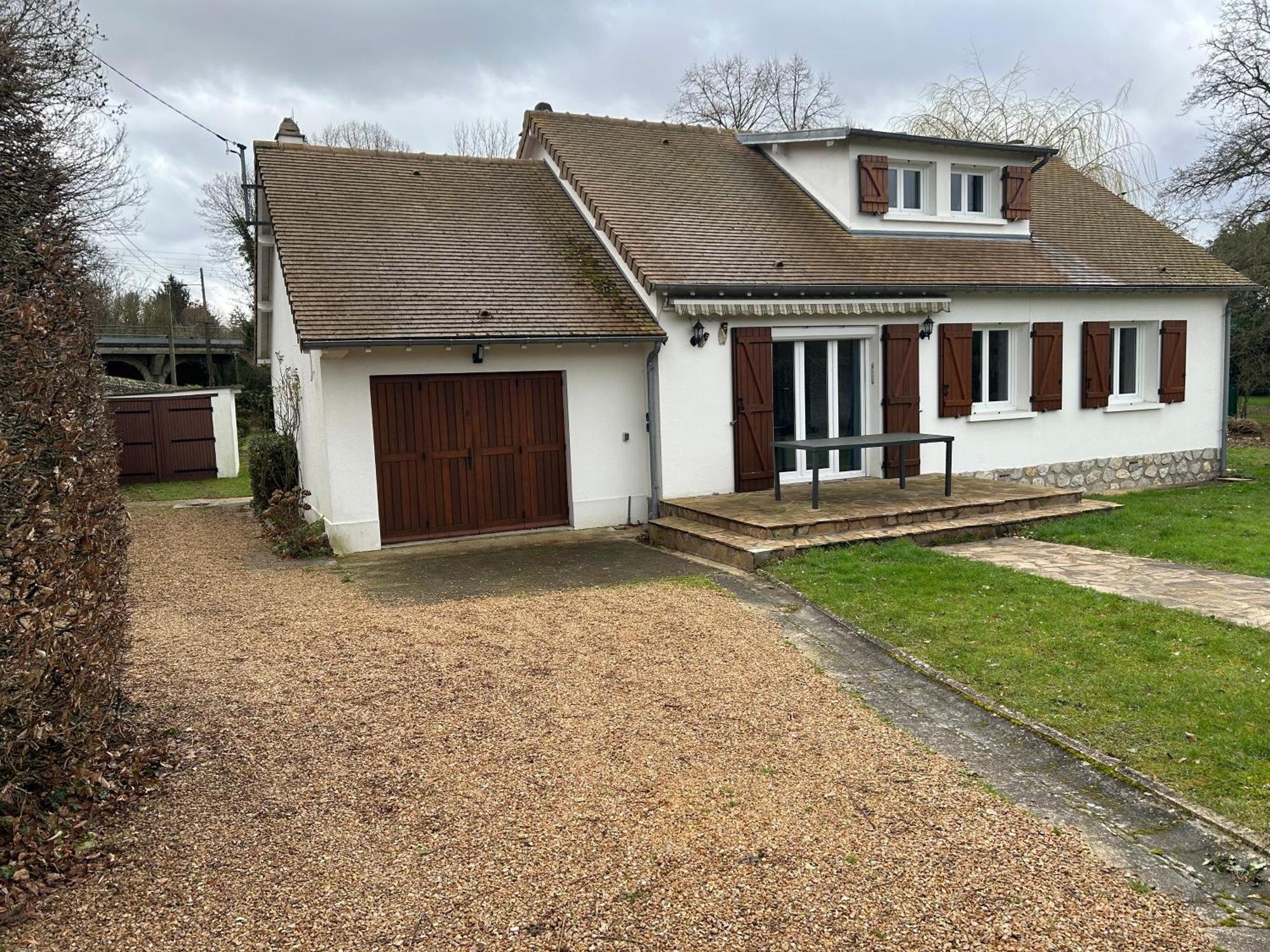 Maison Au Calme Avec Riviere A Cote De Chartres Saint-Prest Luaran gambar